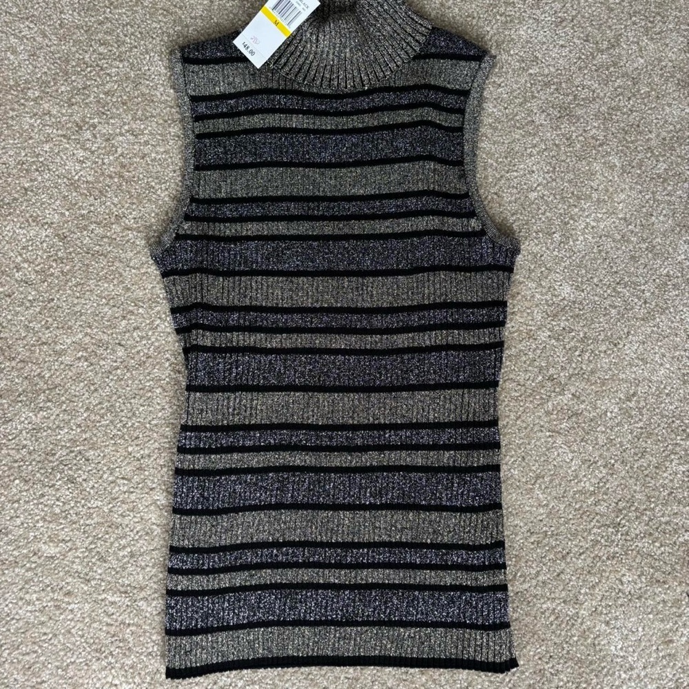 Cable and Gauge medium tank top.